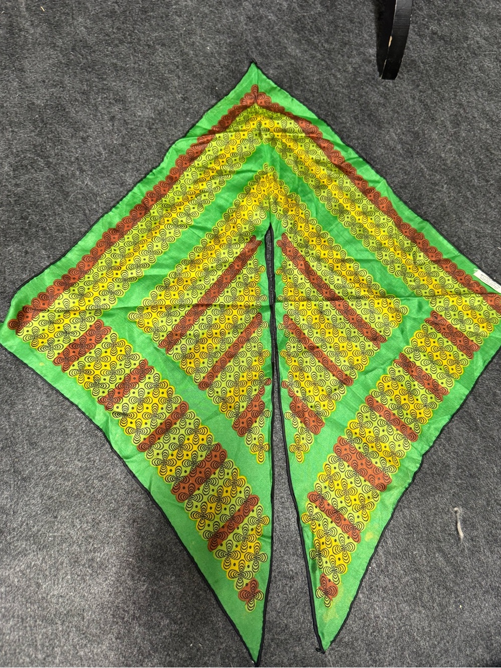 VTG Barr & Beard Twin Tip silk neckerchief